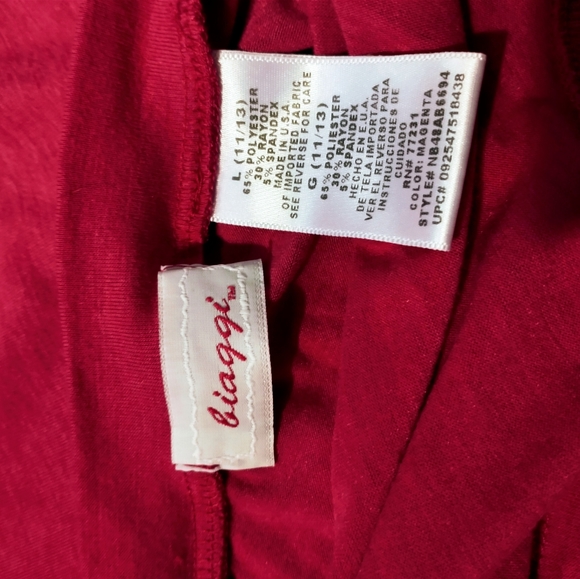 Top NWOT One sleeve tee - Picture 9 of 9